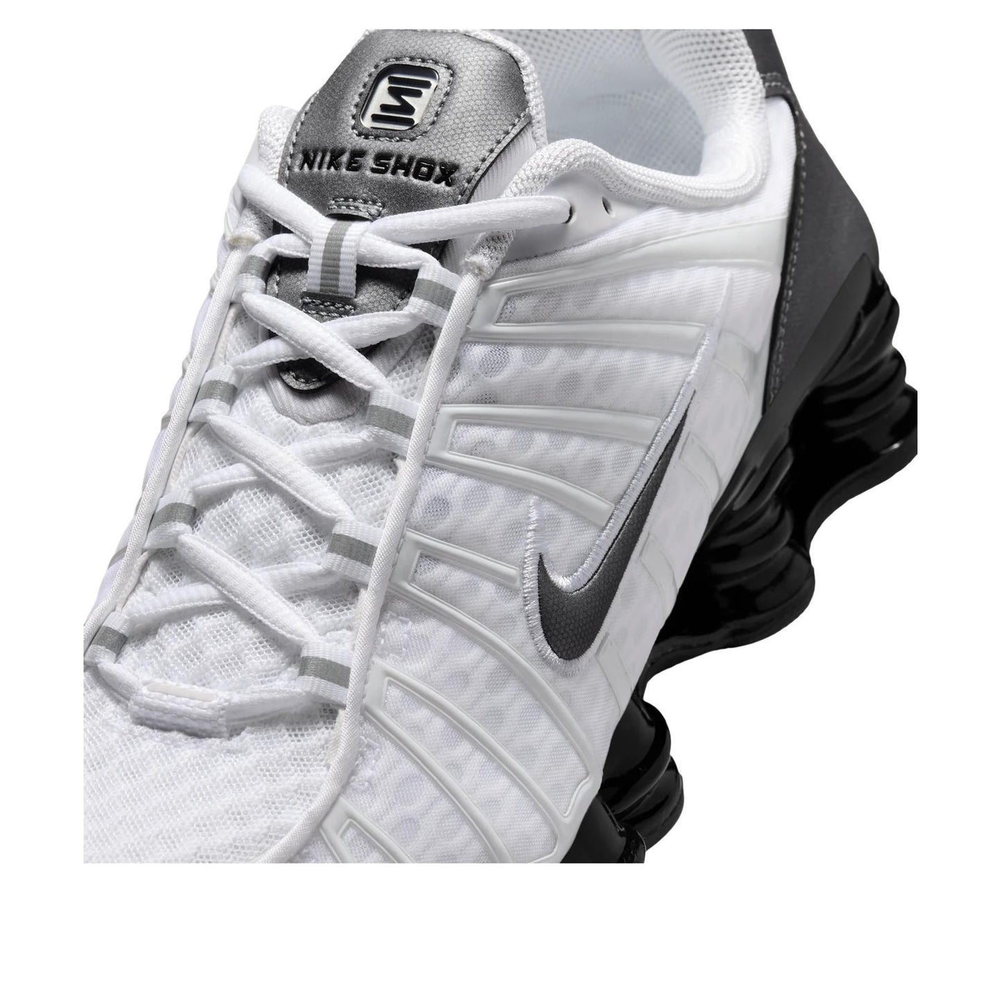 Nike Shox TL
White Black Metallic Cool Grey