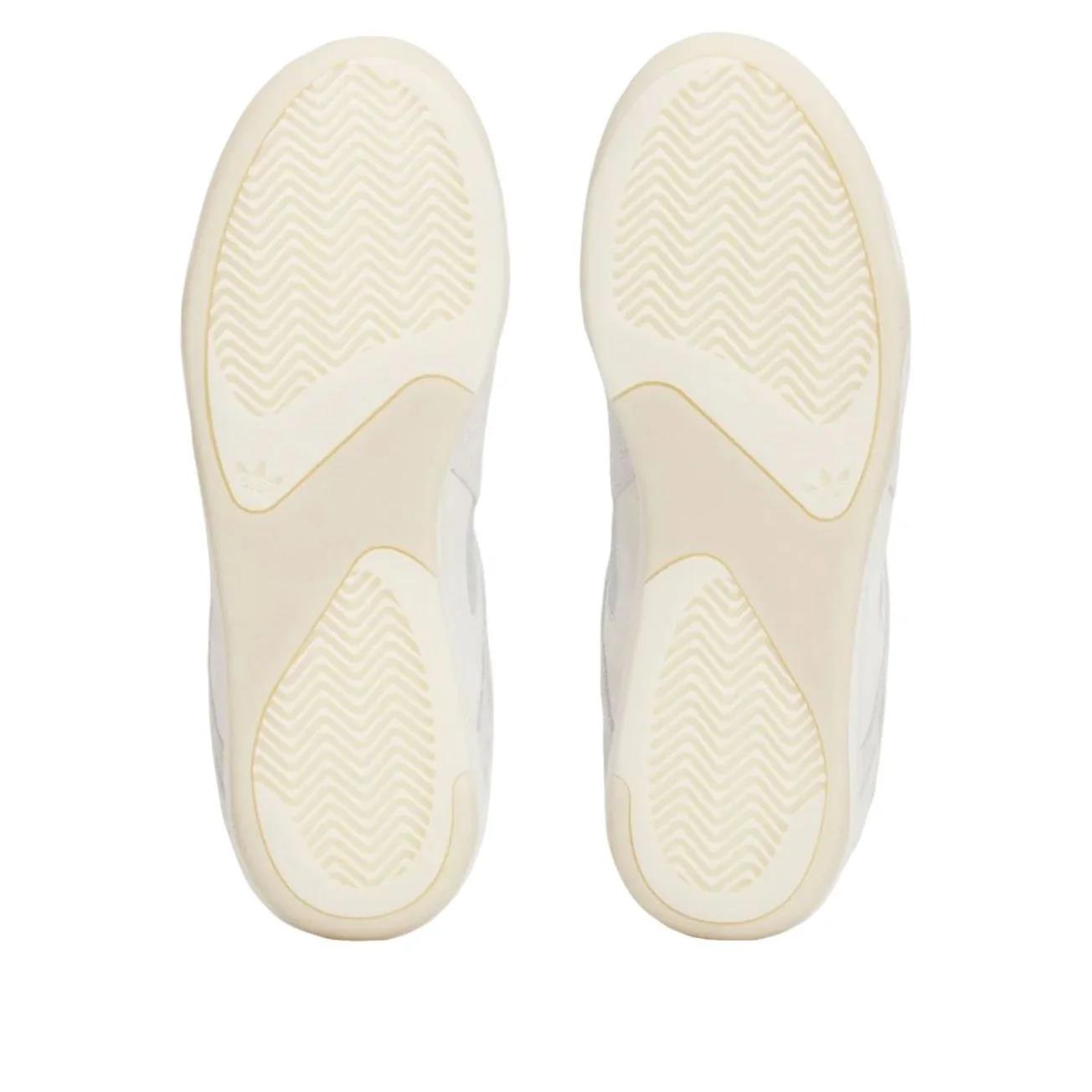 adidas BadBo 1.0 Bad Bunny Resilience