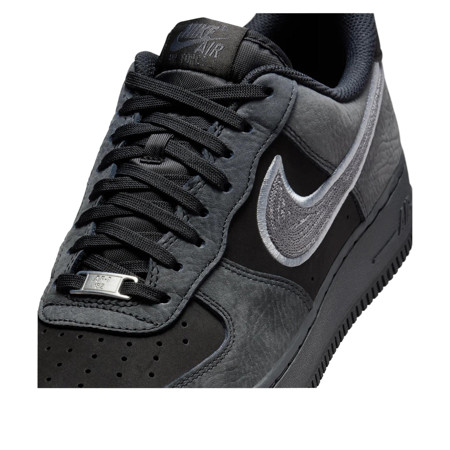 Nike Air Force 1 Low '07 LV8
Black Smoke Grey