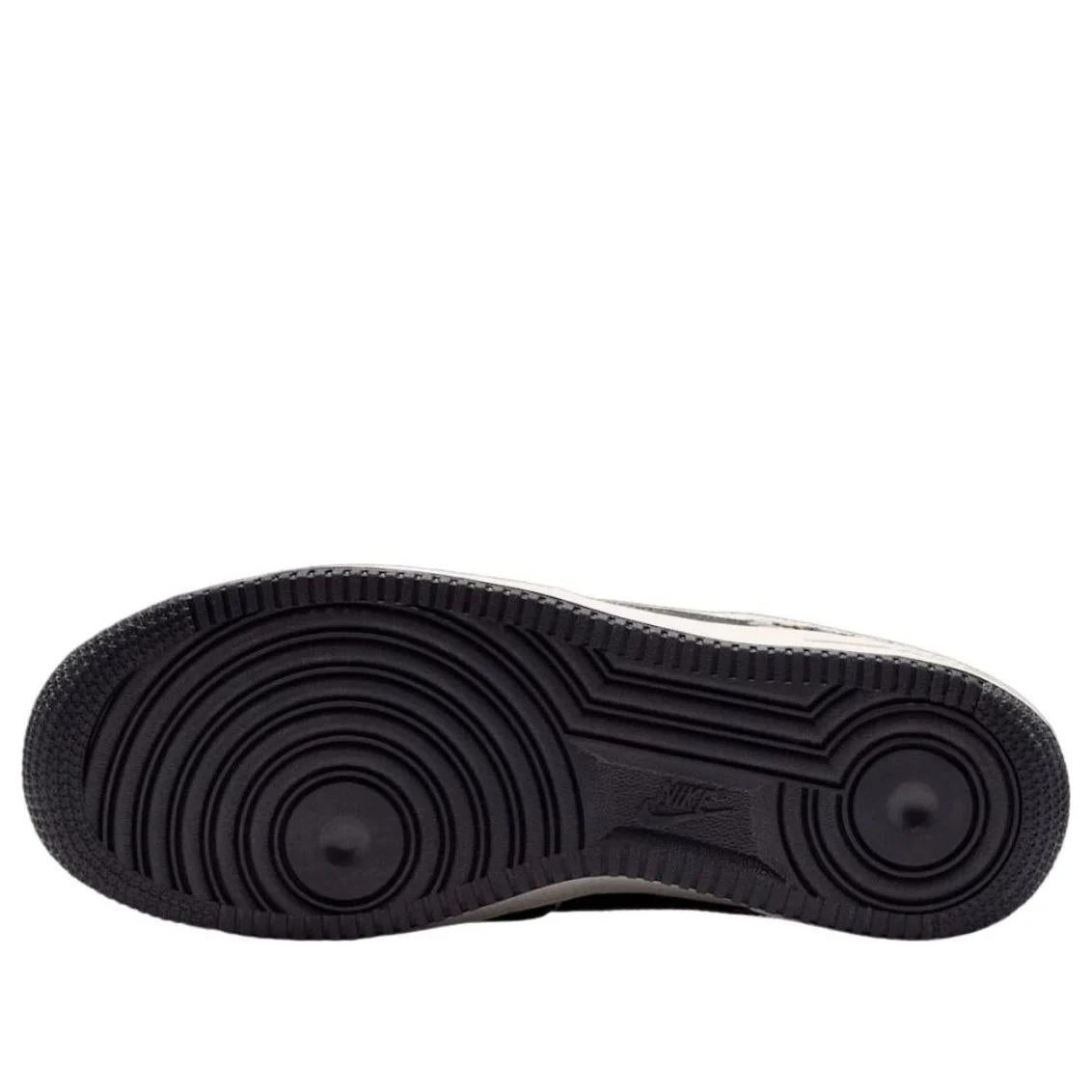 Nike Air Force 1 Low
Cow Print Black (Women's)