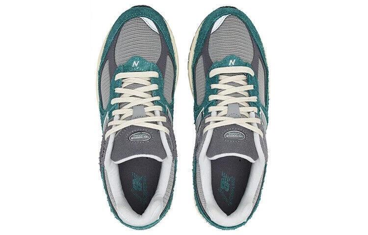 New Balance 2002R New Spruce Magnet