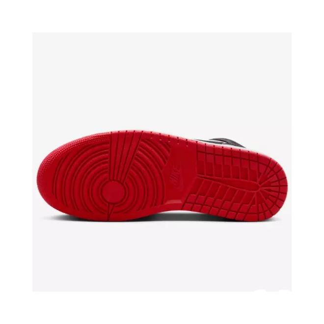 Jordan 1 Mid Gym Red Black Toe