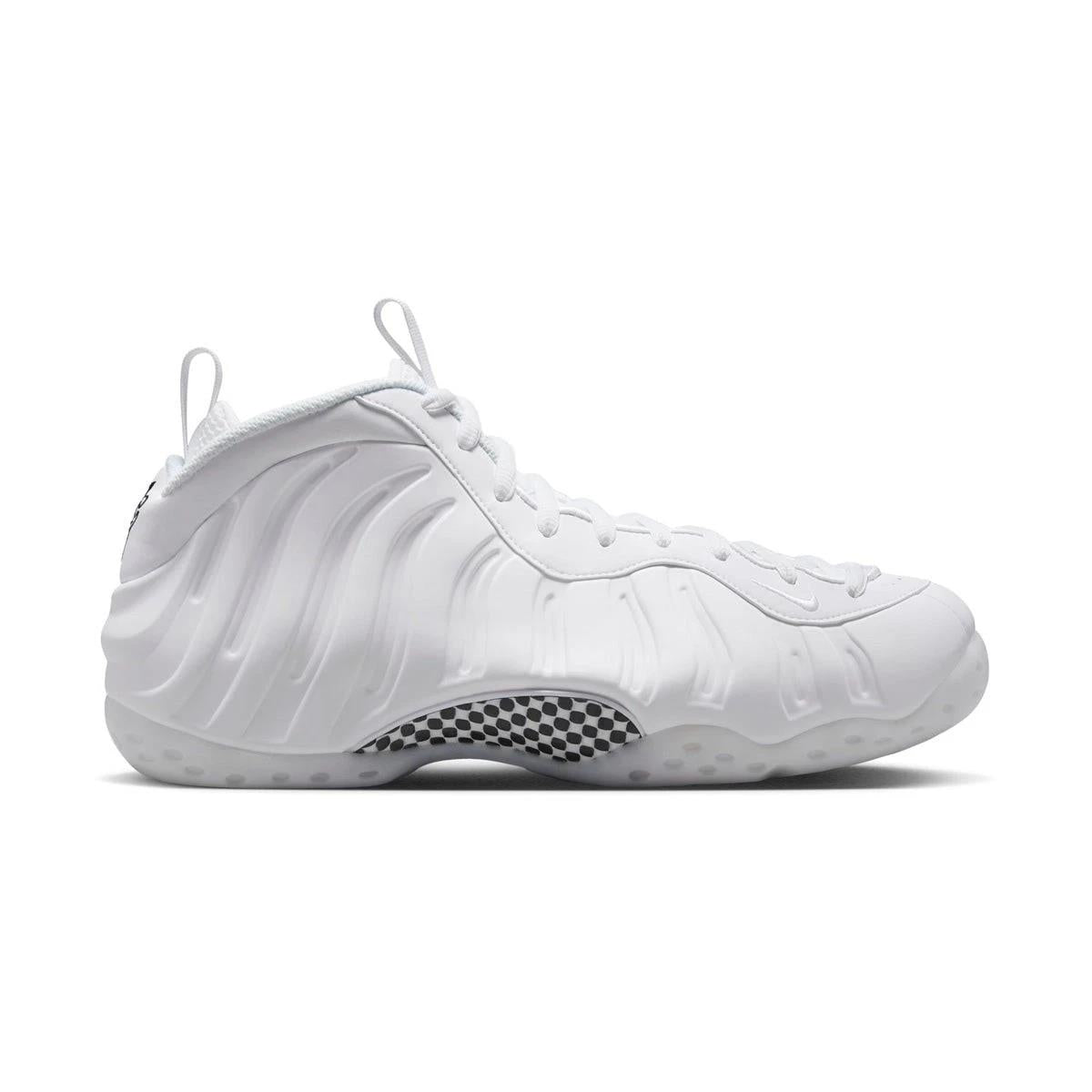 Nike Air Foamposite One Triple White