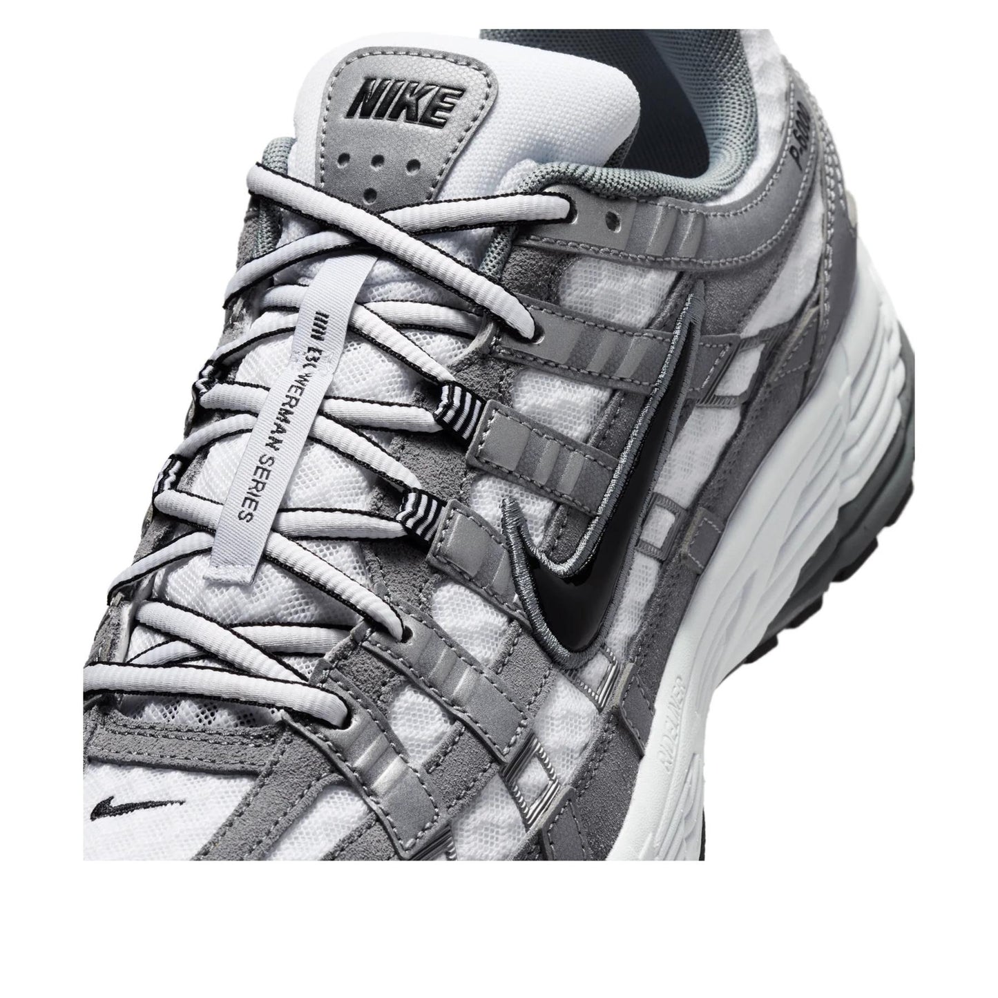 Nike P-6000
White Metallic Cool Grey Black