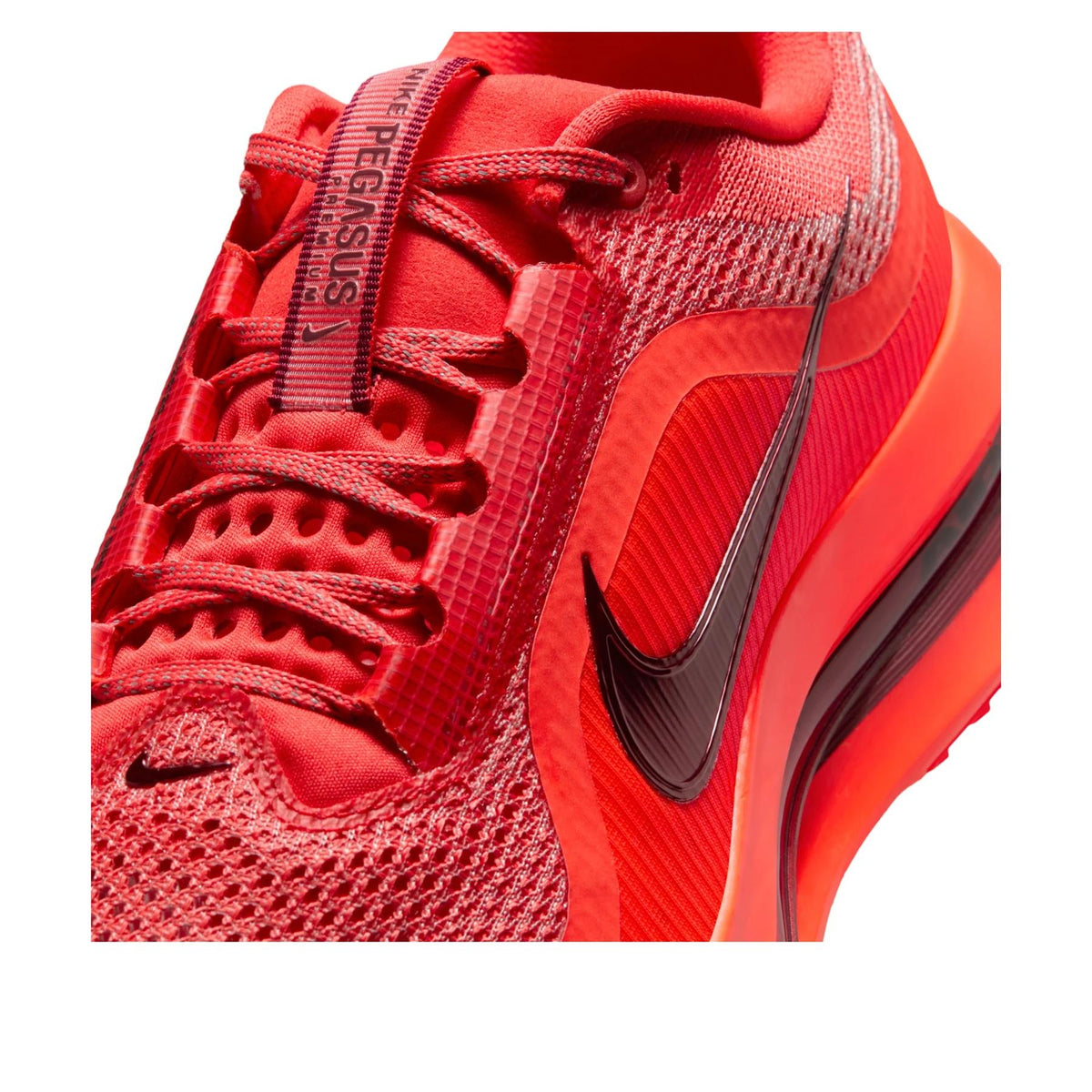 Nike Air Zoom Pegasus Premium
Light Crimson
