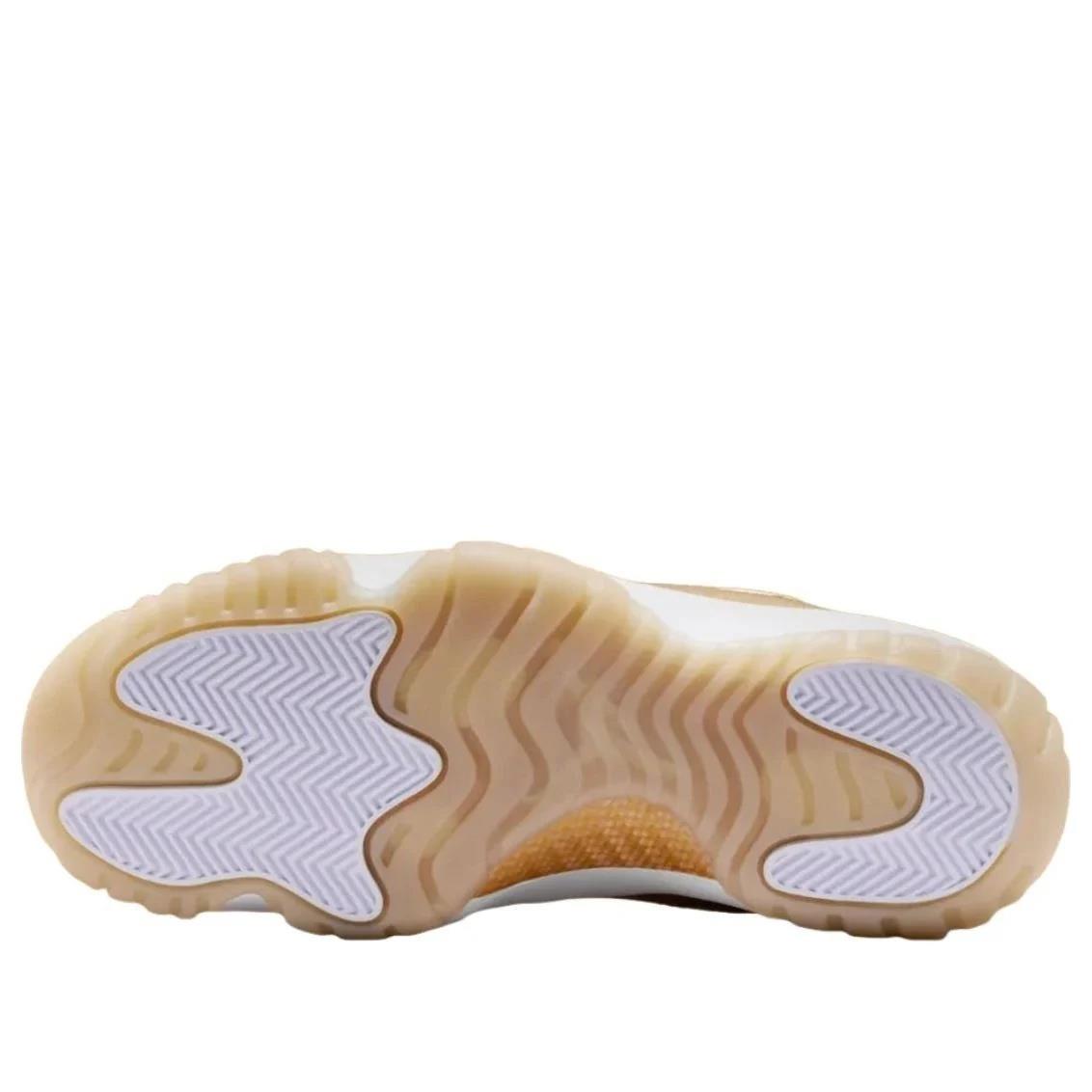Jordan 11 Retro Low
Mother's Day (Women's)