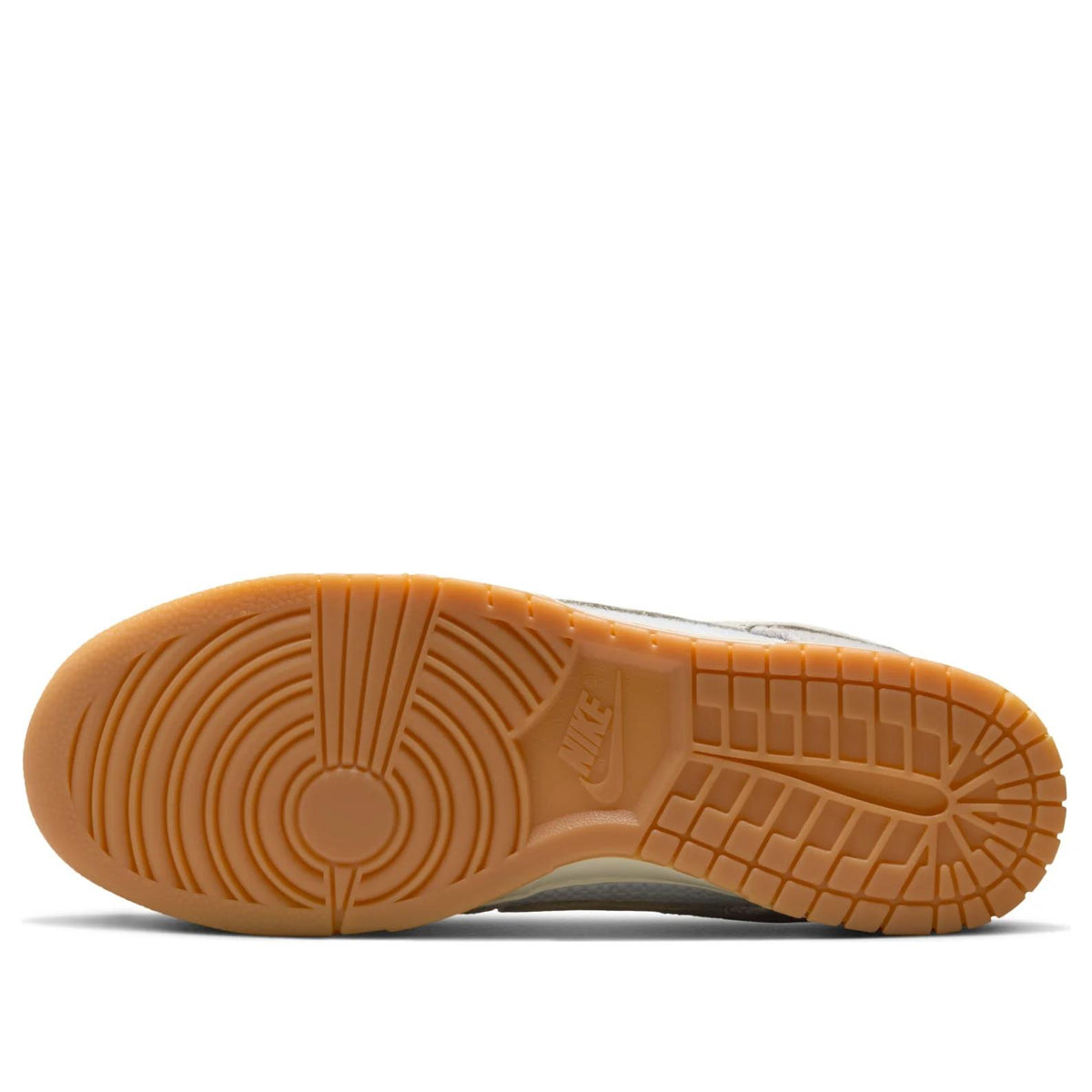 Nike Dunk Low Retro SE
Moon Particle Photon Dust