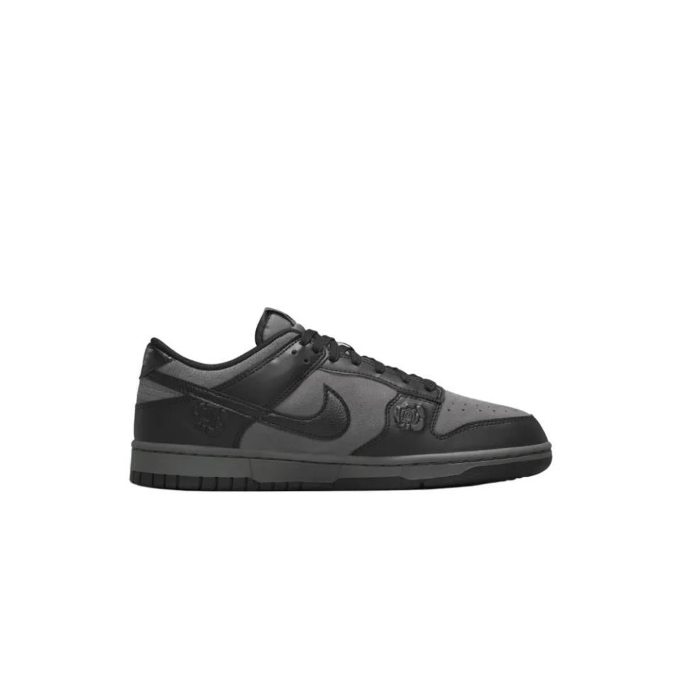Nike Dunk Low Black Roses