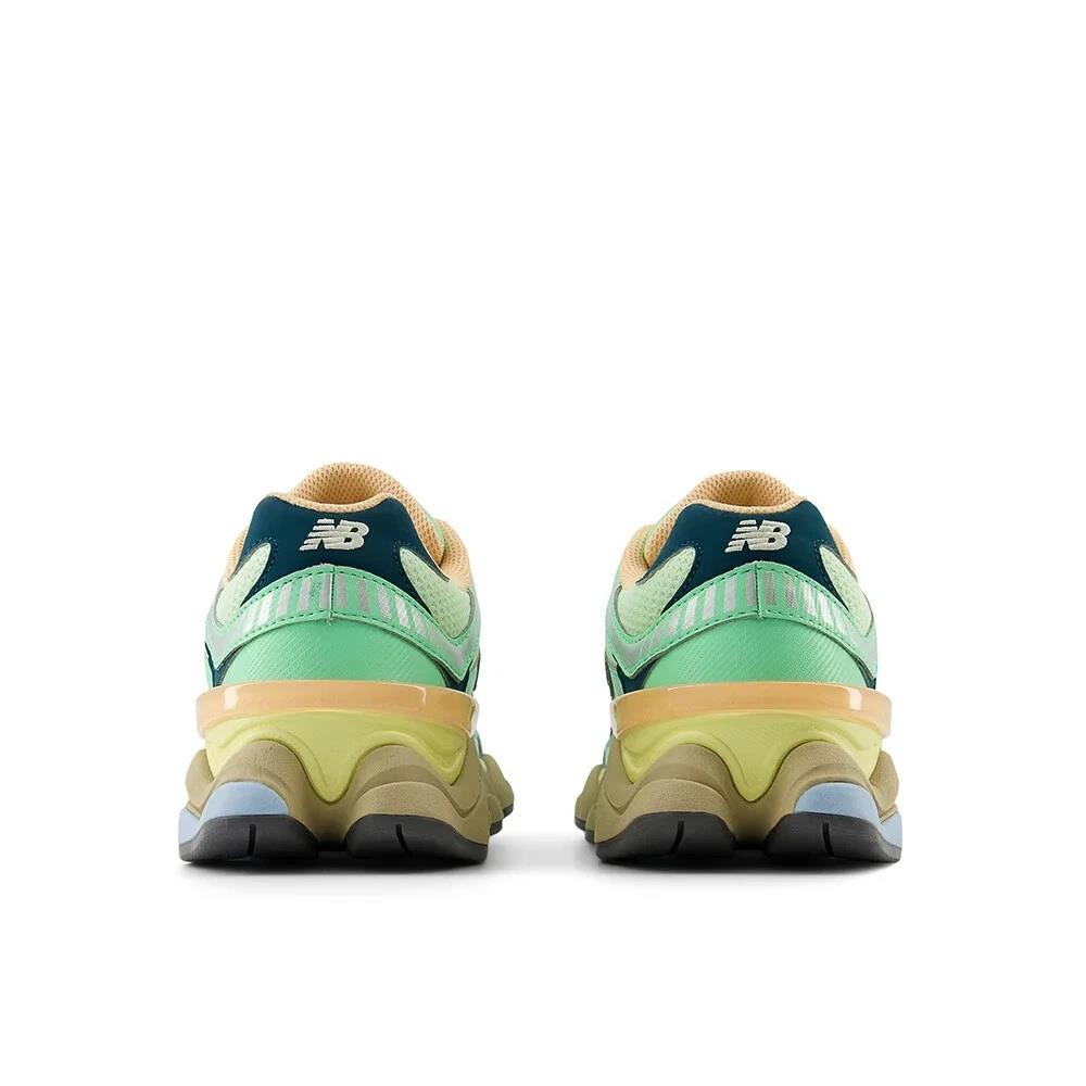 New Balance 9060 Sweetgrass Deep Ocean