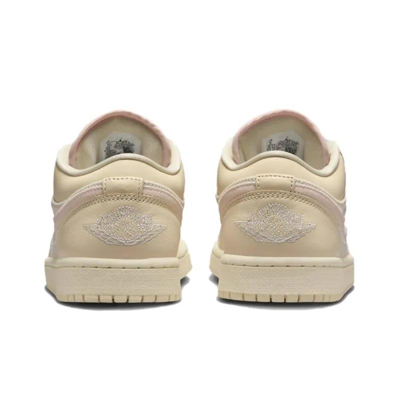 Jordan 1 Low SE Seersucker (Women's)