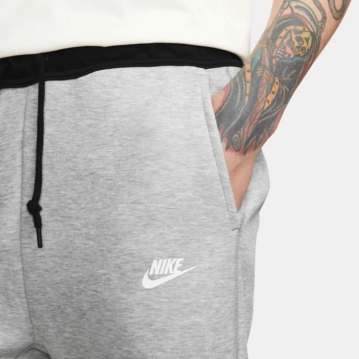 Nike Sportswear Tech Fleece Joggers
Dark Grey Heather/Black/White
