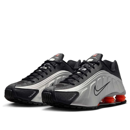 Nike Shox R4 Black Metallic Silver (2025)