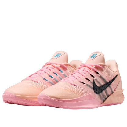 Nike Sabrina 3 
Twin (Women's)