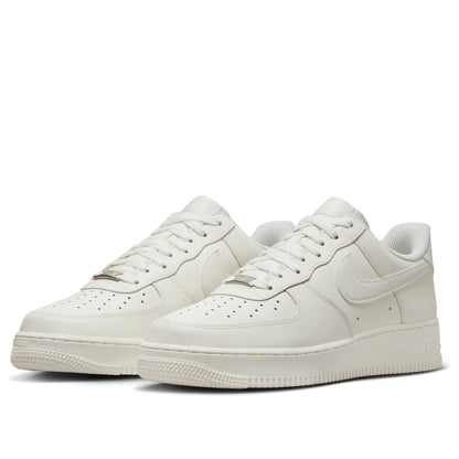 Nike Air Force 1 Low '07 
Sail