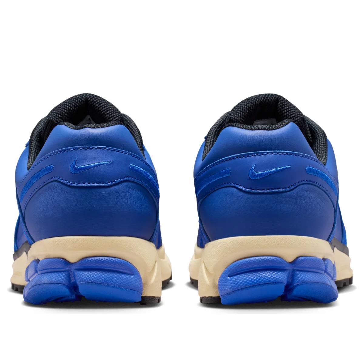 Nike Zoom Vomero 5 
Swooshless Hyper Royal