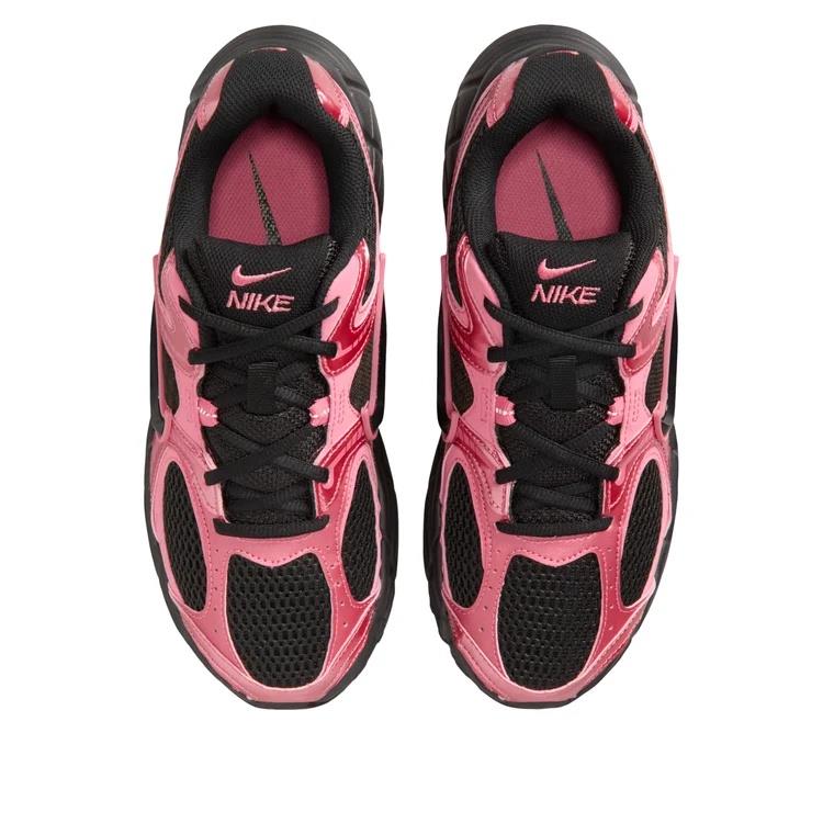 Nike V5 RNR 
Reflective Black Peony (Women's)