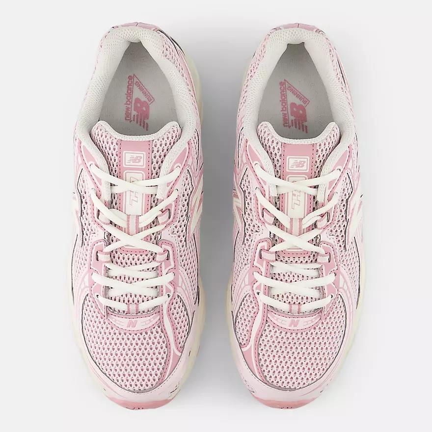 New Balance 740v2 
Pink Granite