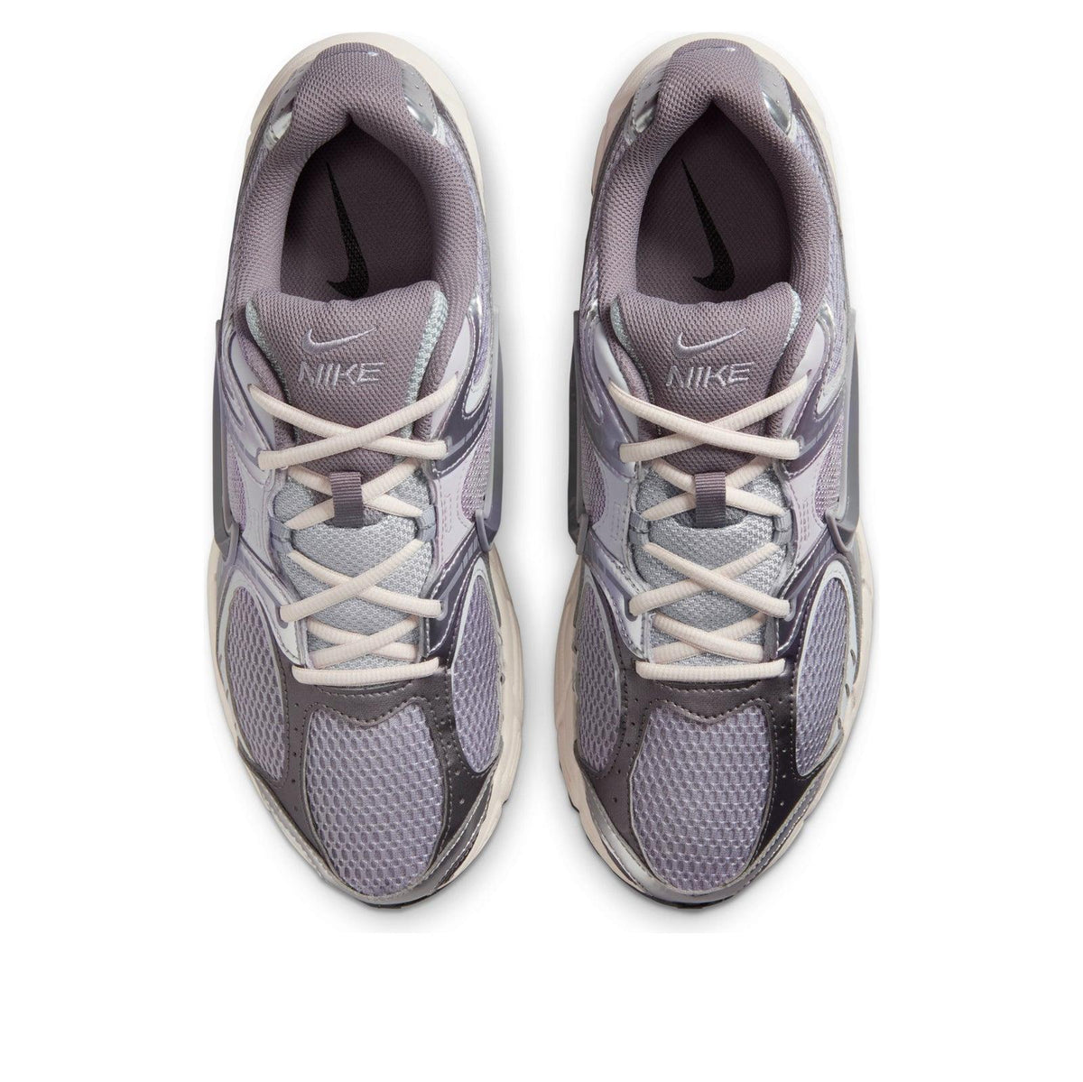 Nike V5 RNR 
Cement Grey Grey Fog Light Orewood Brown