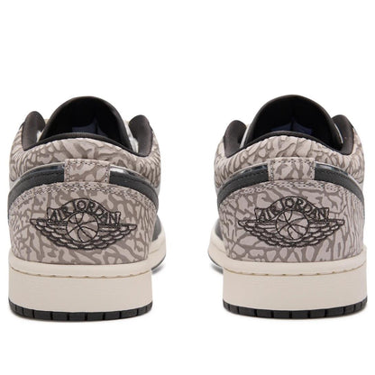 Jordan 1 Low SE 
Sail Deep Pewter Elephent Print