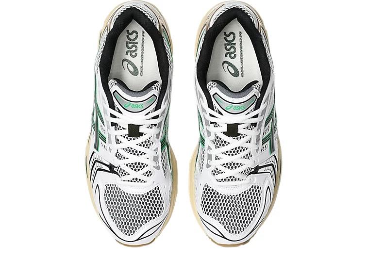 ASICS Gel-Kayano 14 
White Hinoki Beige