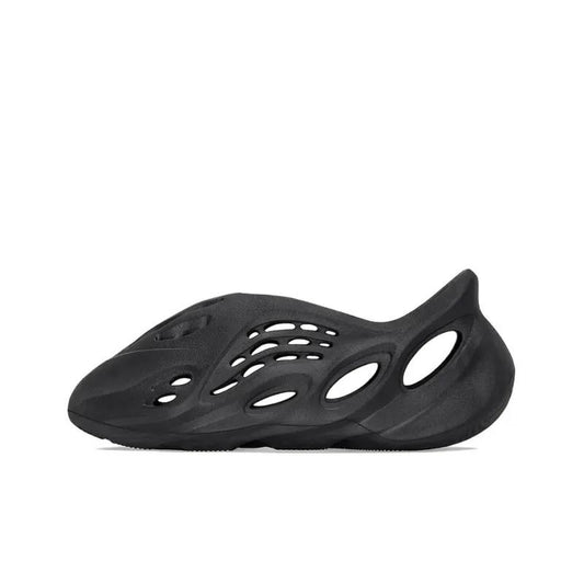adidas Yeezy Foam RNR Onyx