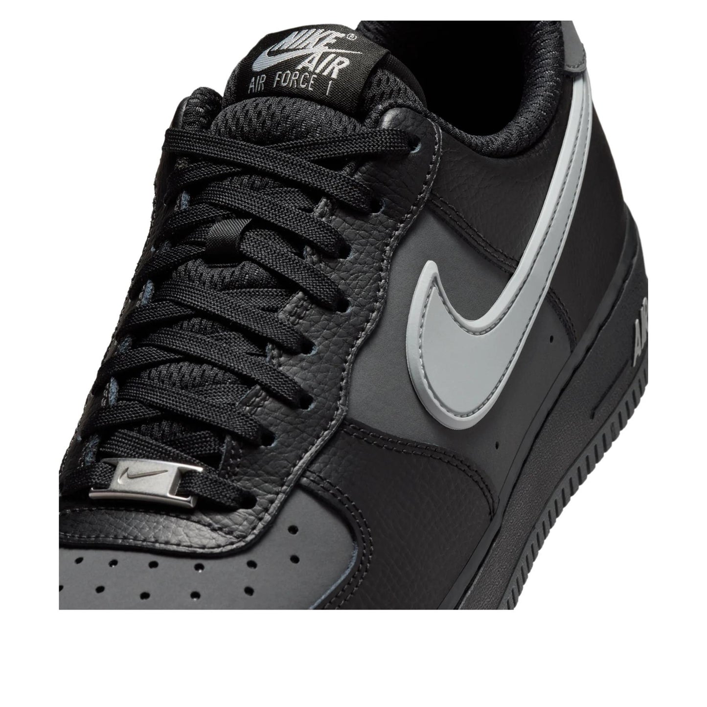 Nike Air Force 1 Low '07 LV8 
Black Light Smoke Grey