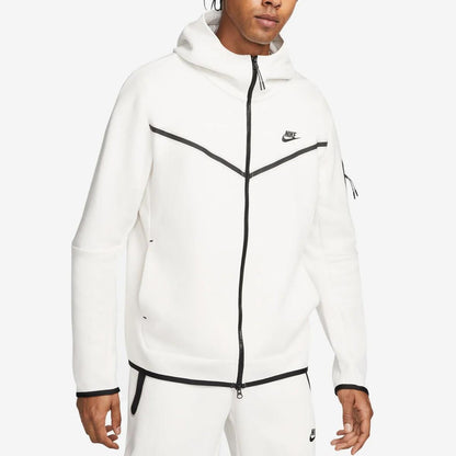 Nike Sportswear Tech Fleece Full-Zip Hoodie 
Phantom Black