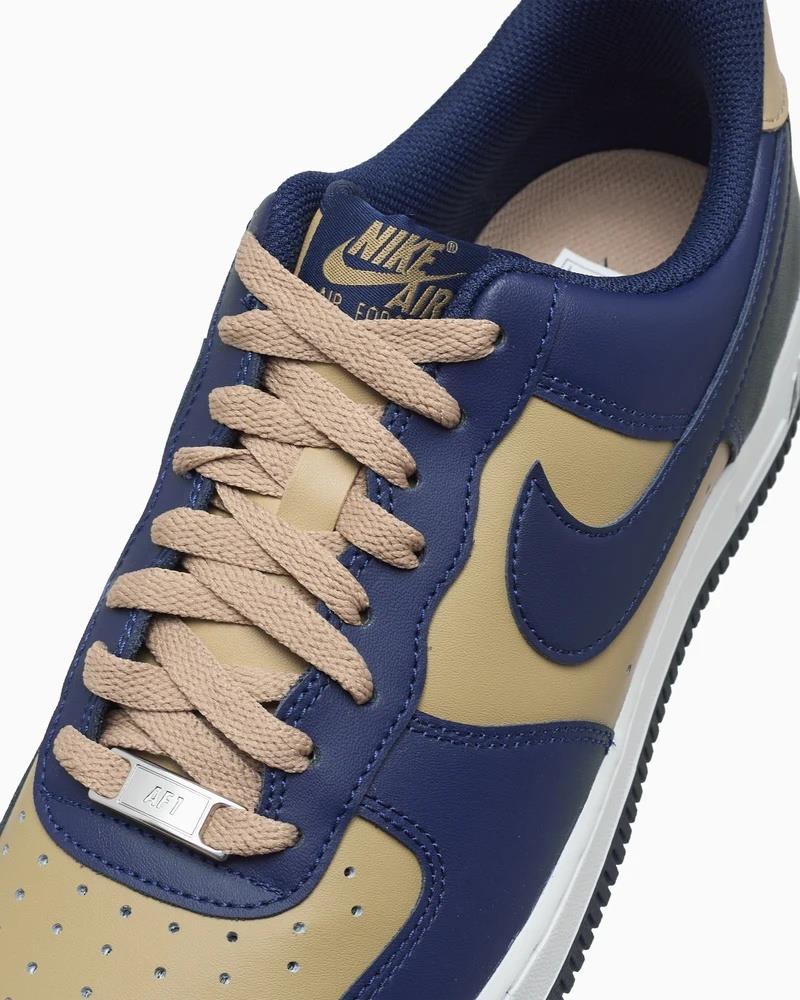 Nike Air Force 1 Low 07 
Parachute Beige Obsidian
