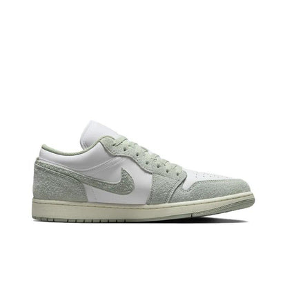 Jordan 1 Low SE Seafoam