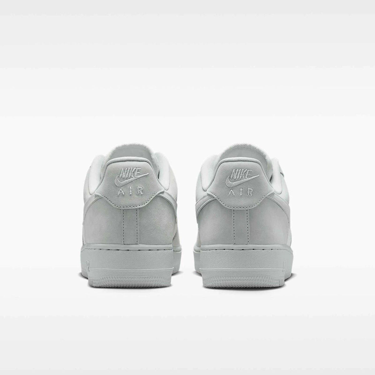 Nike Air Force 1 Low '07 LV8 
Off White Summit White