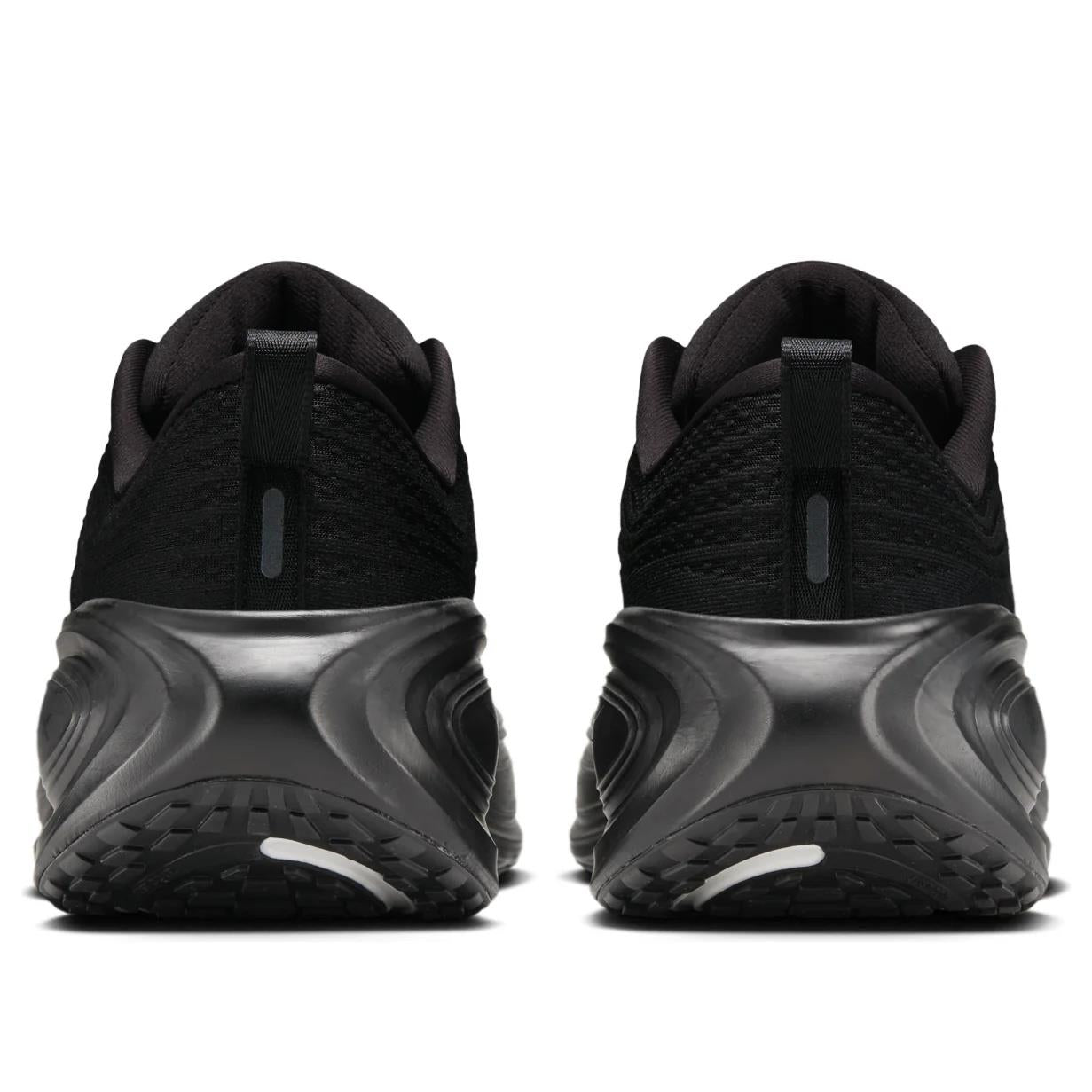 Nike Vomero Plus 
Black Anthracite
