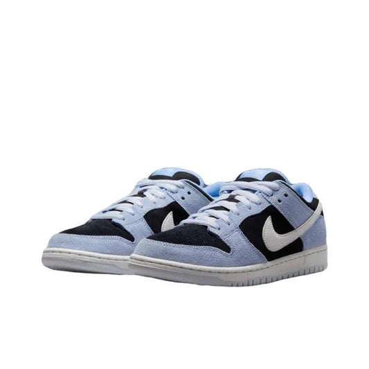 Nike SB Dunk Low 
Black Aluminum