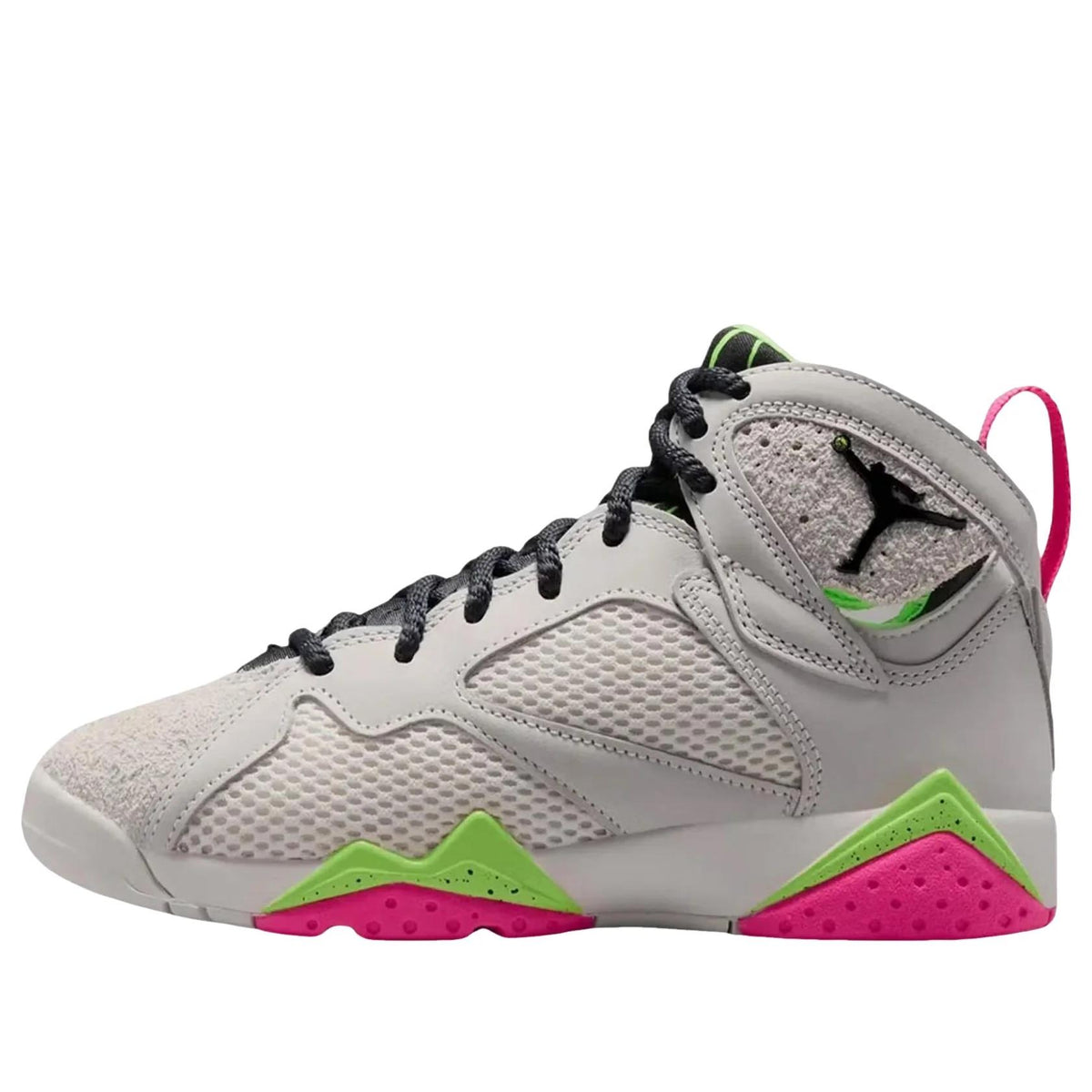 Jordan 7 Retro 
Tennis Day