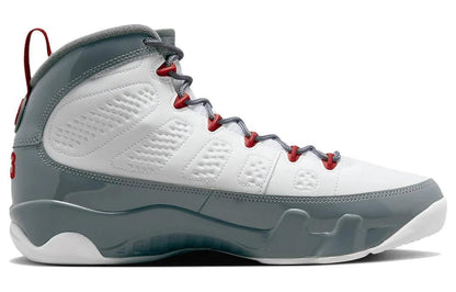 Jordan 9 Retro 
Fire Red