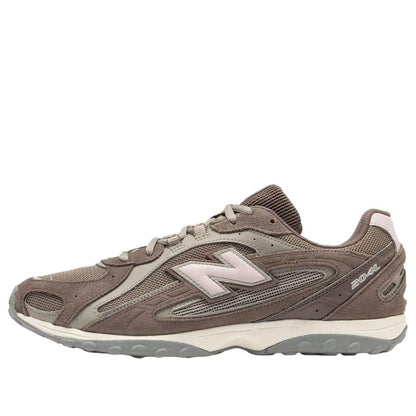 New Balance 204L 
Cortado