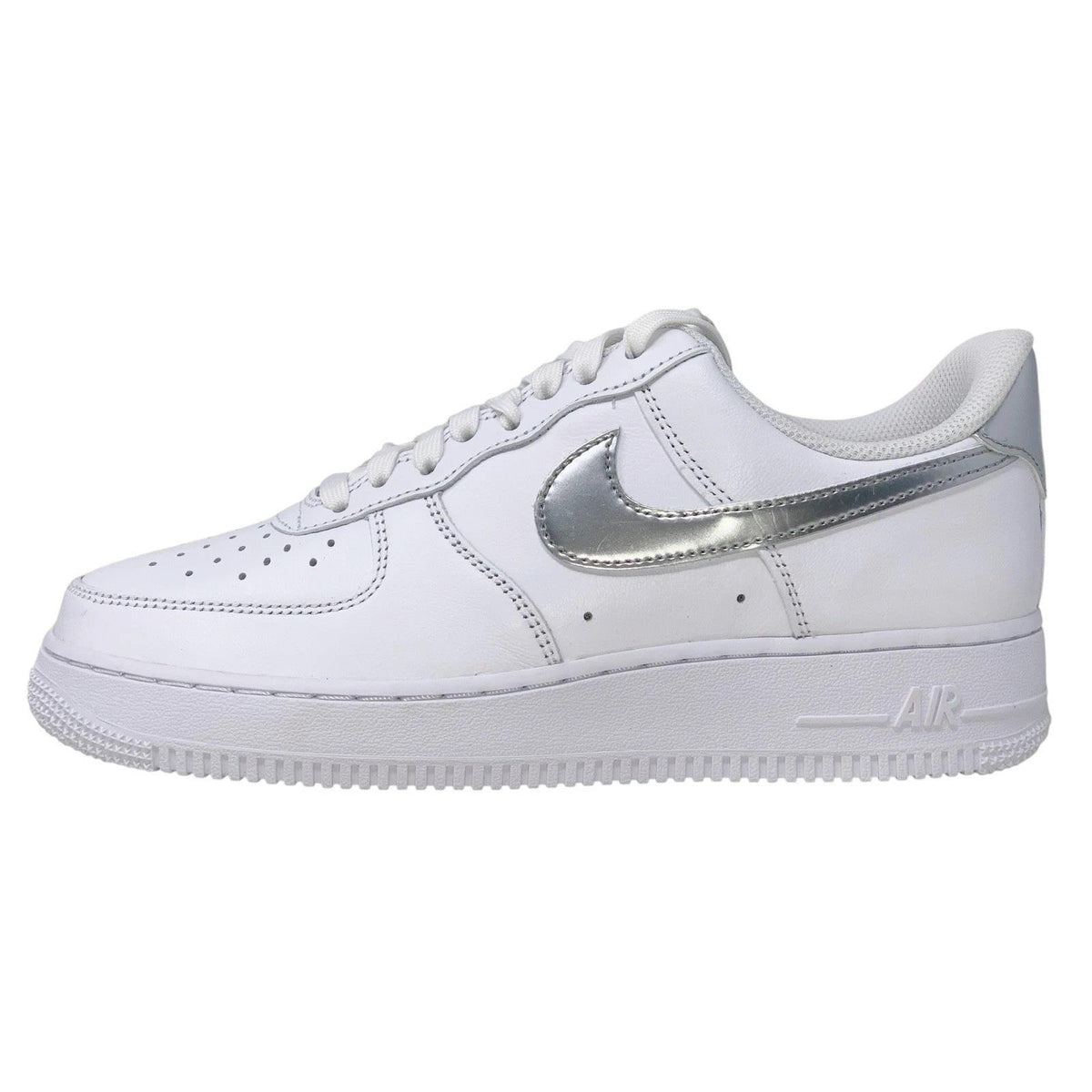 Nike Air Force 1 Low '07 SE 
White Metallic Silver (Women's)