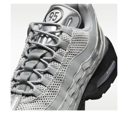Nike Air Max 95 SE 
Big Bubble Total 90 Metallic Silver