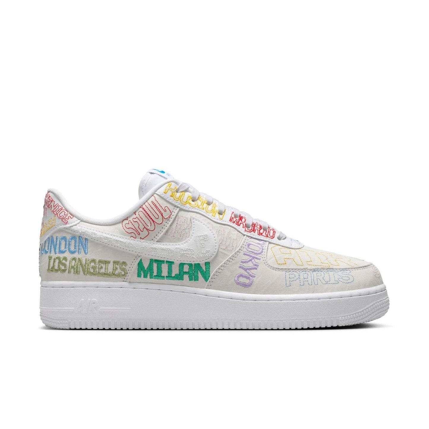 Nike Air Force 1 Low World Tour White