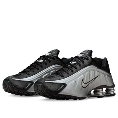 Nike Shox R4 Metallic Silver Black size 11.5