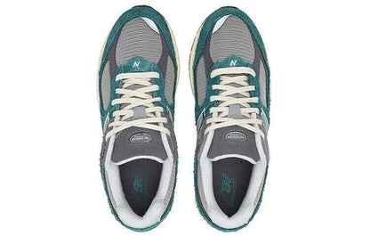 New Balance 2002R New Spruce Magnet