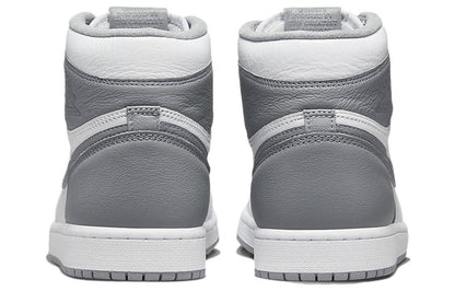 Jordan 1 Retro High OG Stealth size 9.5