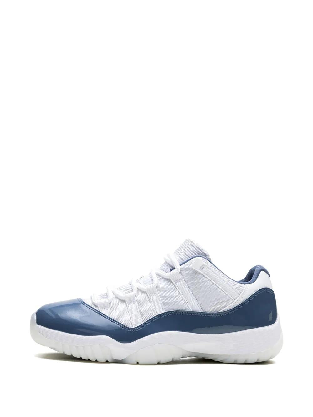 Jordan 11 Retro Low Diffused Blue