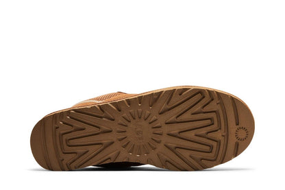 UGG Lowmel Chestnut (Women's)