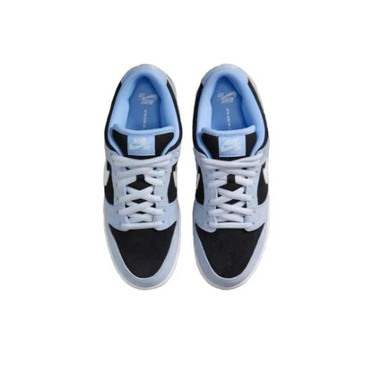 Nike SB Dunk Low 
Black Aluminum