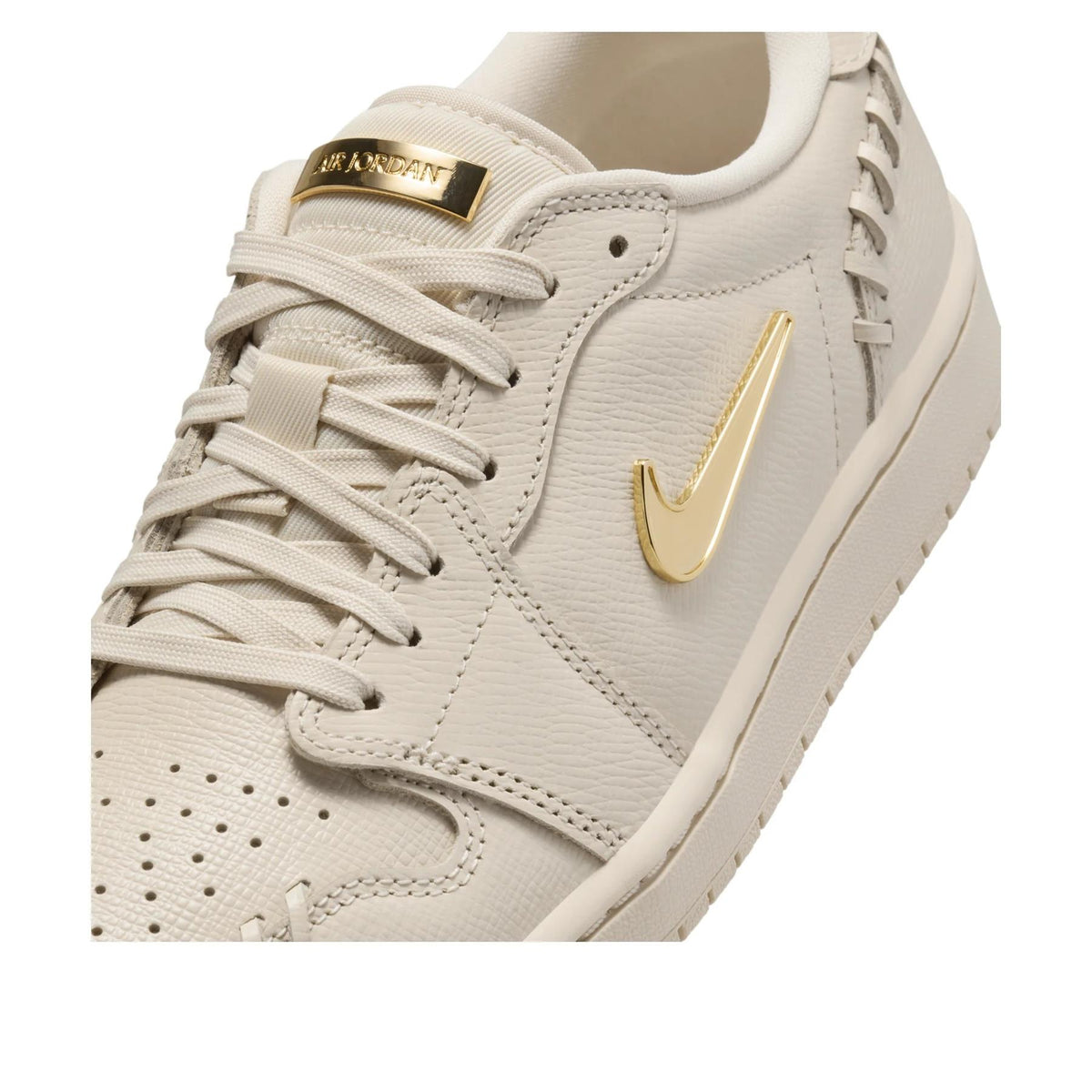 Jordan 1 Low 
Method of Make Legend Light Brown (Women's)