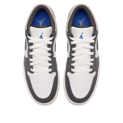 Jordan 1 Low SE 
Sail Deep Pewter Elephent Print