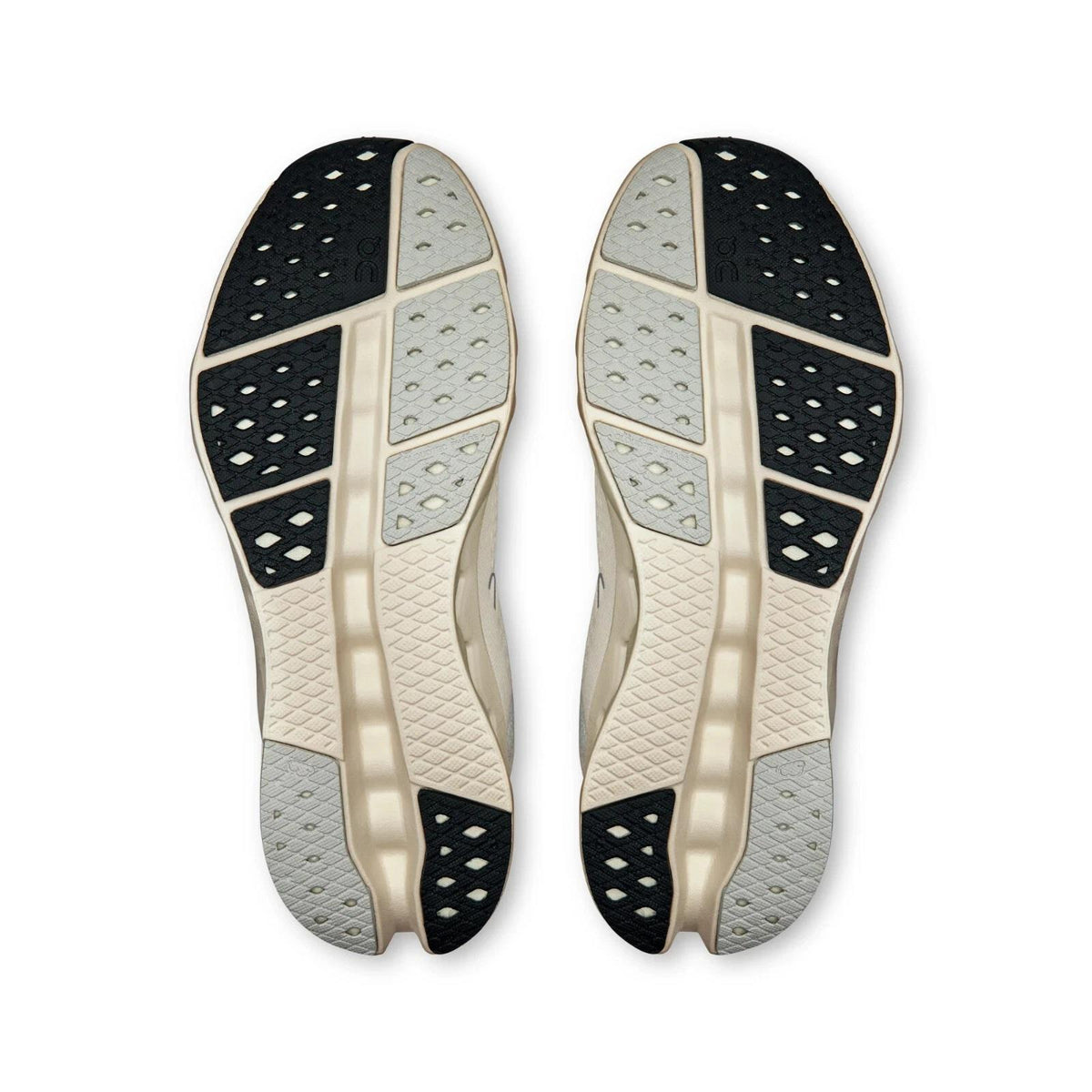 On Running Cloudsurfer 2 
Ivory (Women's)
