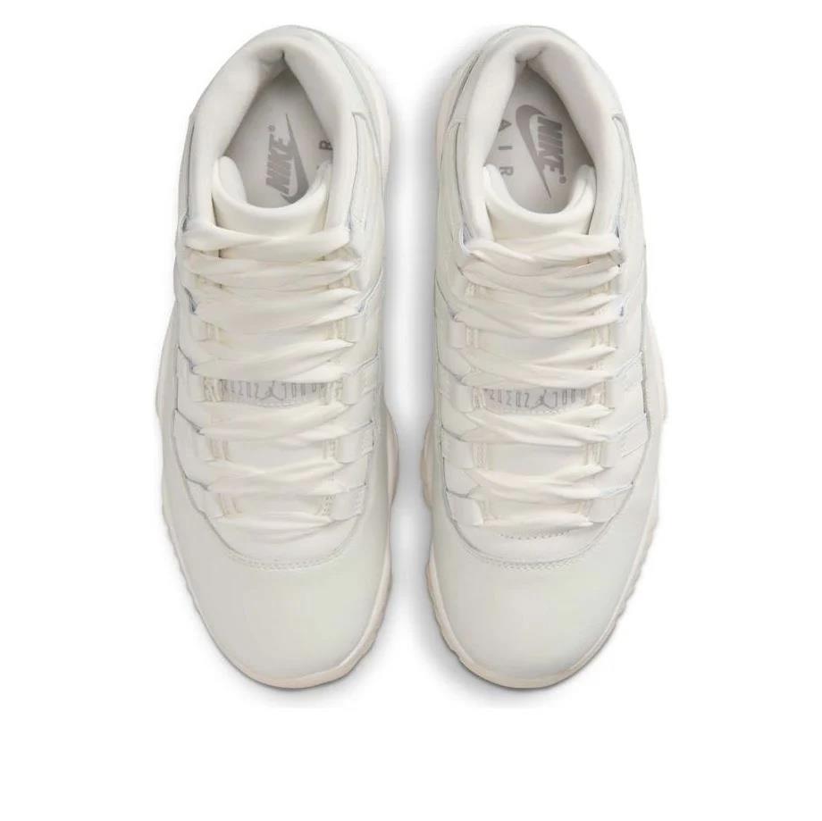 Jordan 11 Retro Pearl (Women's)