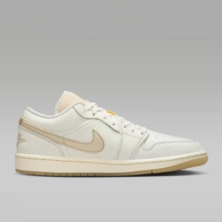 Jordan 1 Low SE Metallic Team Gold (Women's)