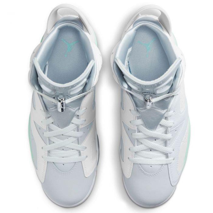 Jordan 6 Retro 
Mint Foam (Women's)